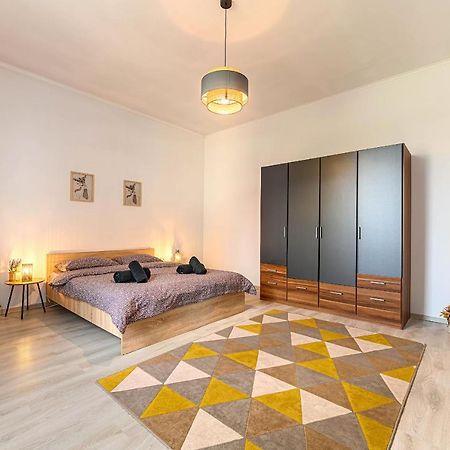Mountain Oasis Apartment シナヤ エクステリア 写真