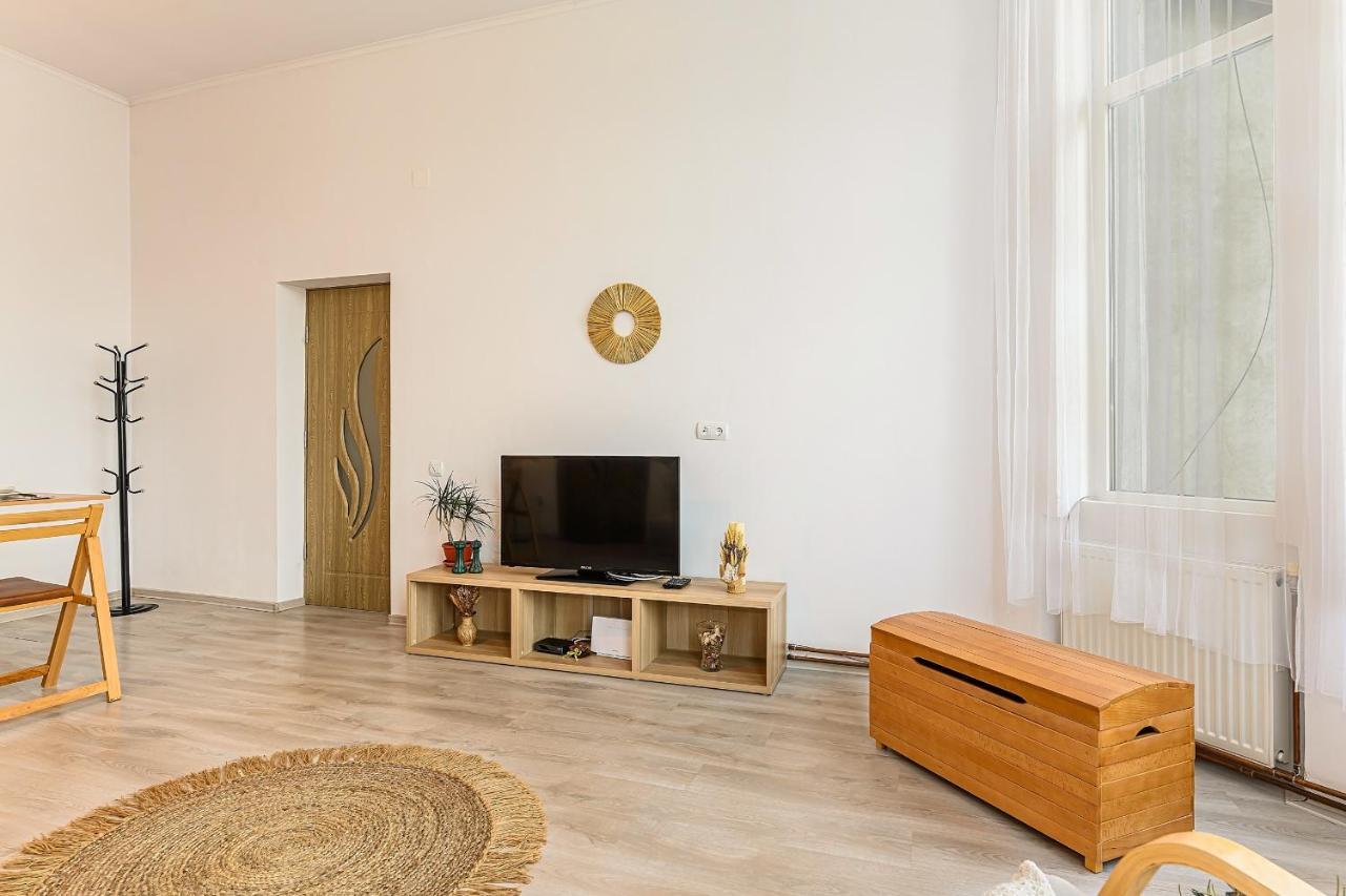 Mountain Oasis Apartment シナヤ エクステリア 写真